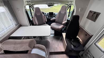 Carado T328 fünfter Sitz