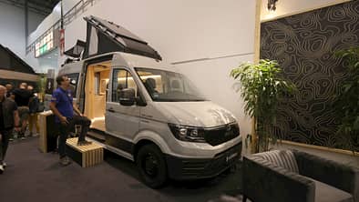 Vannado Altiplano Campingbus Aufstelldach Dachterasse