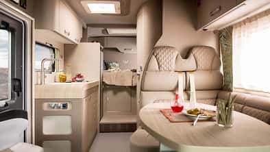 Wingamm Oasi 690 G Absolute Edition Teilintegrierter