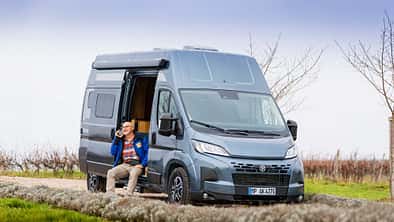 Frontansicht, Karmann Dexter 595, Wohnmobil, Camping, Camperbus