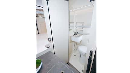 Spezial, Reisemobil, Bäder, Badtypen Bad im Westfalia Amundsen