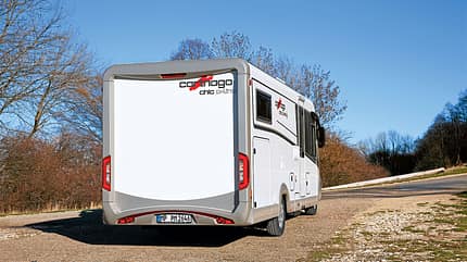 Supercheck, Carthago Chic C-Line, wuchtiges Heck Der lange Überhang mündet in ein wuchtiges Heck.