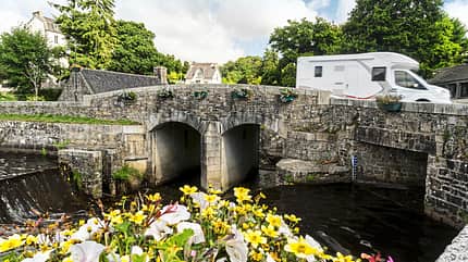 Reise-Tipp Bretagne Enge Steinbrücke
