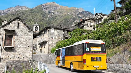 5 Gute Gründe Für, Tessiner Täler, Postbusse, Tessin Wer enge, kurvenreiche Straßen scheut, wählt die gelben Postbusse