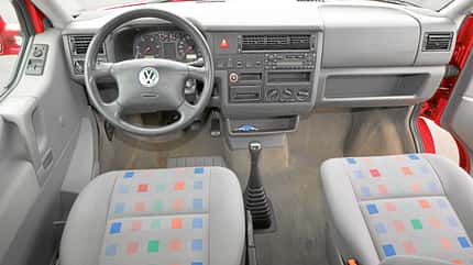 Gebrauchtcheck, VW T4 California, klotziges Design, Fahrerhaus Schon optisch vermittelt das etwas klotzige Design Solidität