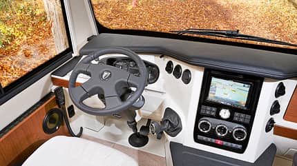 Test, Morelo Loft 82 LBX, abnehmbares Lenkrad, Amaturenbrett Optional kann man ein abnehmbares Lenkrad bestellen.