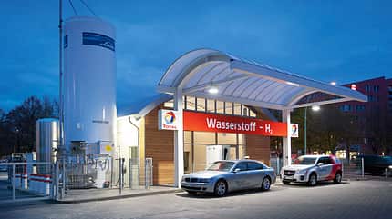 Ratgeber, Praxis, Report, Tanken, Motor, Energie, Benzin, Gas, Strom Wasserstoff-Tankstelle