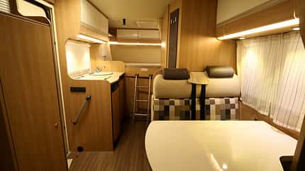Supercheck, Sunlight, Fiat Ducato, Teilintegrierter, Querbett Lichtcheck beim Sunlight T 60