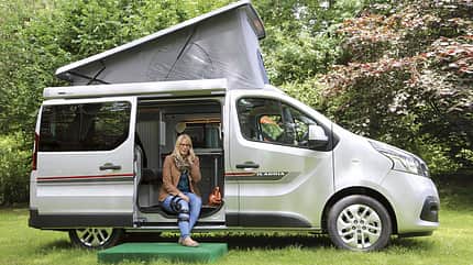 Campingbus Neuheit 2017, Caravan Salon 2016 Adria Active (2017)