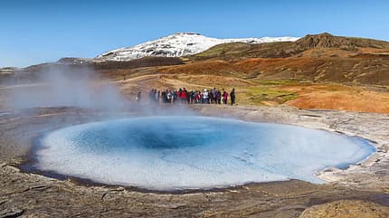 Geysir,Skólaferðalag,snævi þakin jörð,DTW,vetur,Strokkur,Hverarönd,DTW Discover The World,hveralandslag,vor,Gufa Island