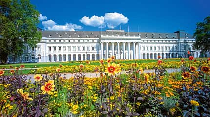 Reise, Mittelrheintal, Rheinland-Pfalz, Burgen, Wein, Koblenz Kurfürstliches Schloss Koblenz