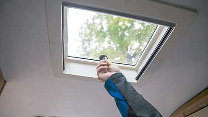 Basisausstattung, Dachfenster Dachfenster bringen Licht und Luft in den Caravan