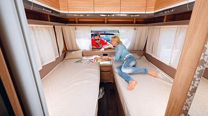 Test, Supertest, Eriba-Exciting, Einsteiger-Caravan große Bettfläche mit hoher Matratzenqualität beim Eriba Exciting