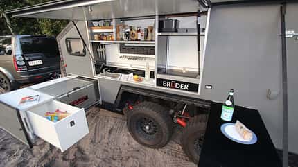 bruder, wohnwagen, offroad Bruder EXP-6 Australien