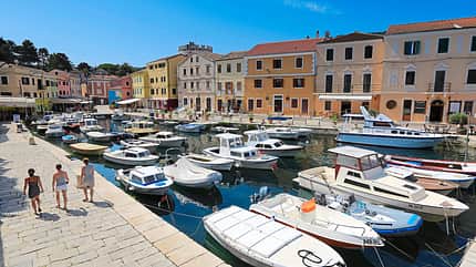Hafen Insel Veli Losinj Kroatien