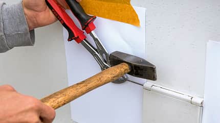 ratgeber, werkstatt, klappdeckel Klappdeckel im Caravan tauschen