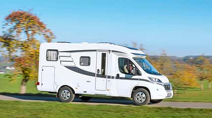 Reisemobil Hymer Van 374 Seitenansicht