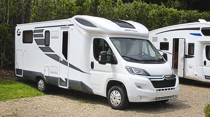 Reisemobil Giottiline Therry T 32 Seitenansicht
