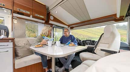 Test, Rapido, Einsteiger-Integriert, Serie8F, Topmodell, französischer Hersteller, promobil, campen Rapido 896F