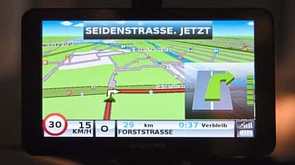 navis, test, display, menue, darstellung, grafik, stau, menuefuehrung, snooper Navis Test