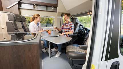 test, la, strada, avanti, h, hubbett, heckbad, groß, campingbus, camping, komfort Test La Strada Avanti H Sitzgelegenheit
