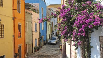 sardinien, insel, italien, mittelmeer kleines Fischerstädtchen in Sardinien