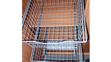 Lesertipp, Schrankfächer, Auszüge, Leichtmetallkorb Lesertipp
