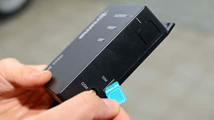 Fernverbindung mit SIM-Karte Fernverbindung mit SIM-Karte