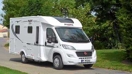 Teilintegrierte, TI, Längsbank, Modelle, Wohnmobil, Raumgefühl, Pilote Pilote P740 FGJ Essentiel