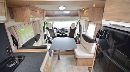 Teilintegrierte, TI, Längsbank, Modelle, Wohnmobil, Raumgefühl, Pilote Pilote P740 FGJ Essentiel