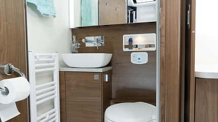 Frankia M-Line I 7400 Plus (2018) Toilette Frankia M-Line I 7400 Plus (2018) Toilette