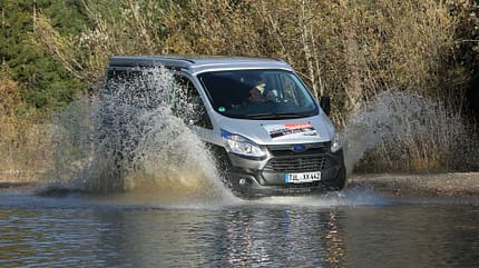 Ford Nugget 4x4 (2019) Ford Nugget 4x4 (2019)