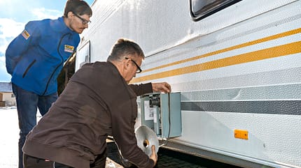 Wasseranlage, Tanks, Erneuerung, Werkstatt, Pumpe, Tank Wasseranlage erneuern