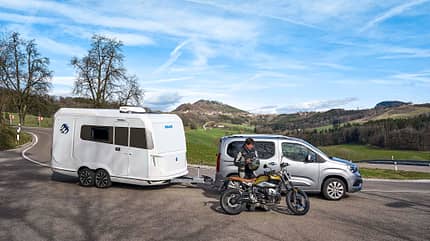 knaus, deseo 400 tr, test, fibre frame, caravan, test, motorrad Knaus Deseo 400 TR