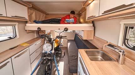 knaus, deseo 400 tr, test, fibre frame, caravan, test, motorrad Knaus Deseo 400 TR