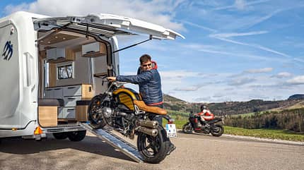 knaus, deseo 400 tr, test, fibre frame, caravan, test, motorrad Knaus Deseo 400 TR