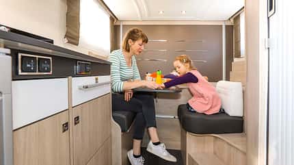 challenger, test, genesis 274, familie, teilintegriert, wohnmobil Challenger Genesis 274