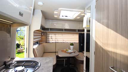 Bürstner Averso Harmony Line 485 TS (2020) Bürstner Averso Harmony Line 485 TS (2020)