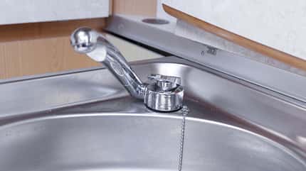 Caravan optimieren, Armaturen, Tauchpumpe, tauschen, werkstatt Armaturen tauschen