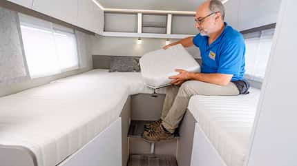 Frankia M-Line T7 GD Neo, Laika Kosmo 2021 VT Frankia M-Line T7 GD Neo vs Laika Kosmo 2021