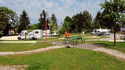 stellplatz, tipp, bernau, chiemsee, tenniszentrum, bayern Stellplatz am Tenniszentrum