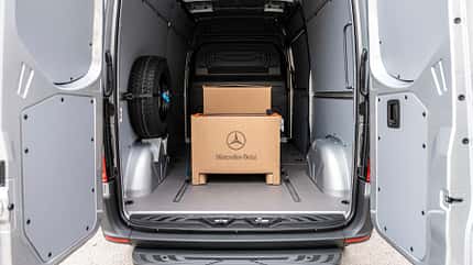 Mercedes e-Sprinter Transporter mit Elektroantrieb Mercedes e-Sprinter Transporter mit Elektroantrieb