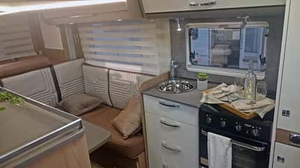 Etrusco CV 600 DB (2020) Bürstner Lyseo TD 644 G (2020)
