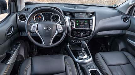 Nissan Navara, Zugwagen, Pickup Nissan Navara im Zugwagentest