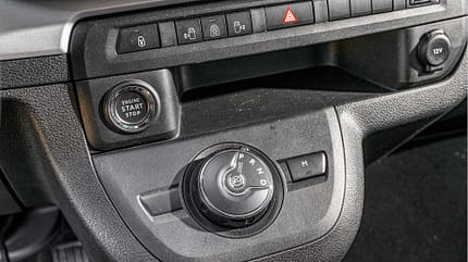 Opel, Zafira Life M, Zugwagentest, Van Opel Zafira Life M