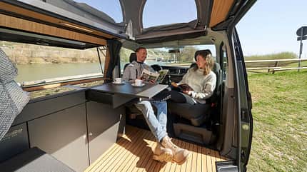 Custom-Bus Camper (2020) Custom-Bus Camper (2020)