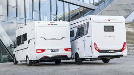 Vergleichstest, Adria Matrix Axess 600 DT, Bürstner Lyseo TD 6400 G, Teilintegriert, Hubbett Adria Matrix Axess 600 DT (2020) vs. Bürstner Lyseo TD 644 G (2020)