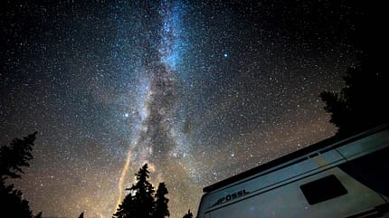 Leser auf tour, Sternenhimmel, Bayern, Alpen, Stellplatz, pössl Leser auf Tour Robert Kukuljan