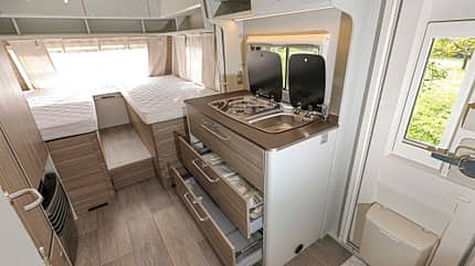 Bürstner Averso Plus 520 TL, Test, Hubbett, Einzelbetten Bürstner Averso Plus 520 TL (2021)