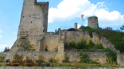 stellplatz, hessen, deutschland, wohnmobilhafen unter dem scharfen stein Wohnmobilhafen unter dem scharfen Stein
